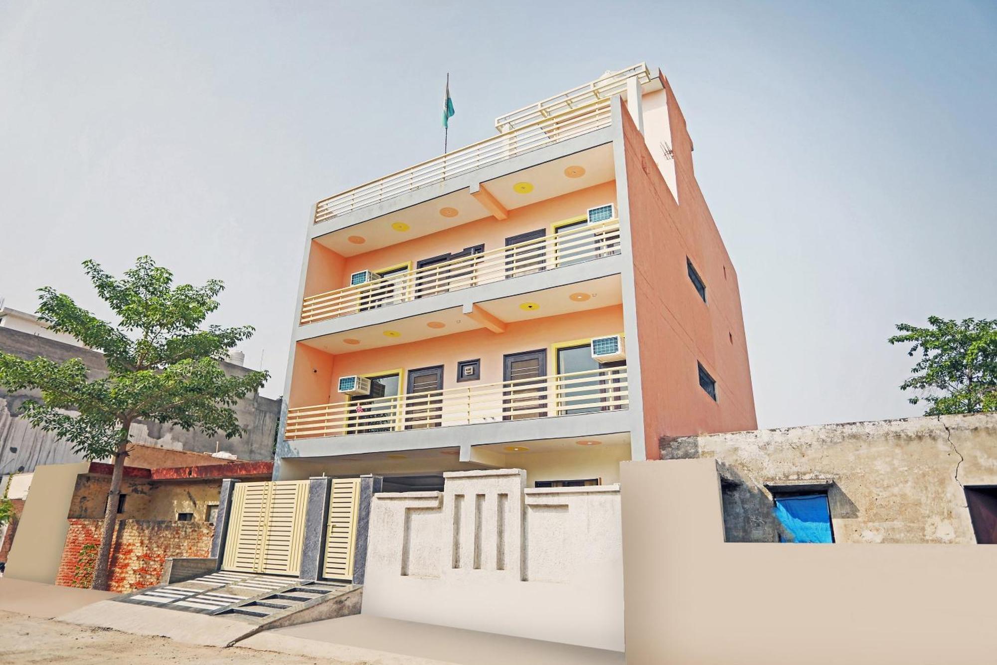 Capital O Friends Zone The Guest House Greater Noida Zewnętrze zdjęcie